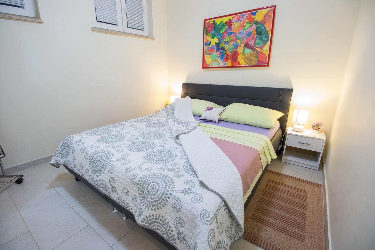Apartment Andres ツリクヴェニツァ エクステリア 写真